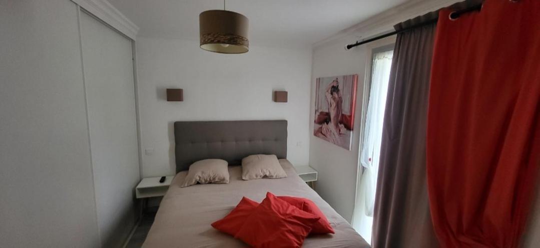 Remblai Des Sables D'Olonne - 2 Chambres - Parking Et Piscine Les Sables-d'Olonne Exterior photo